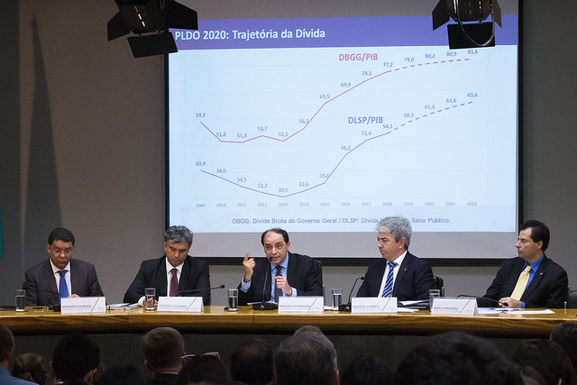 Governo federal prev dficit primrio de R$ 124,1 bilhes para 2020